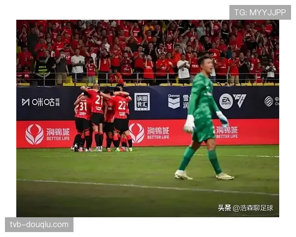 津门虎替补战海港引发-于白旗-争议，公平竞赛受讨论