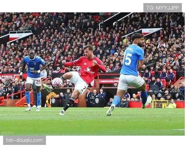 英超防守战术趋同化，个性化风格逐渐消失